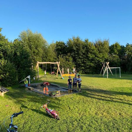 Vakantiehuisjes Robersum Vierhuizen Exterior foto